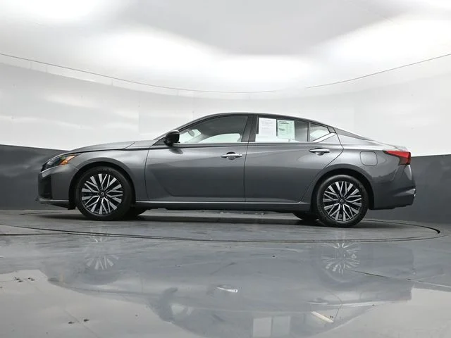 Used 2024 Gun Metallic Nissan 2.5 SV image 36