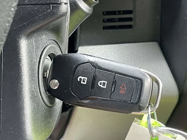 Certified Used 2018 Gray Ford XLT image 29