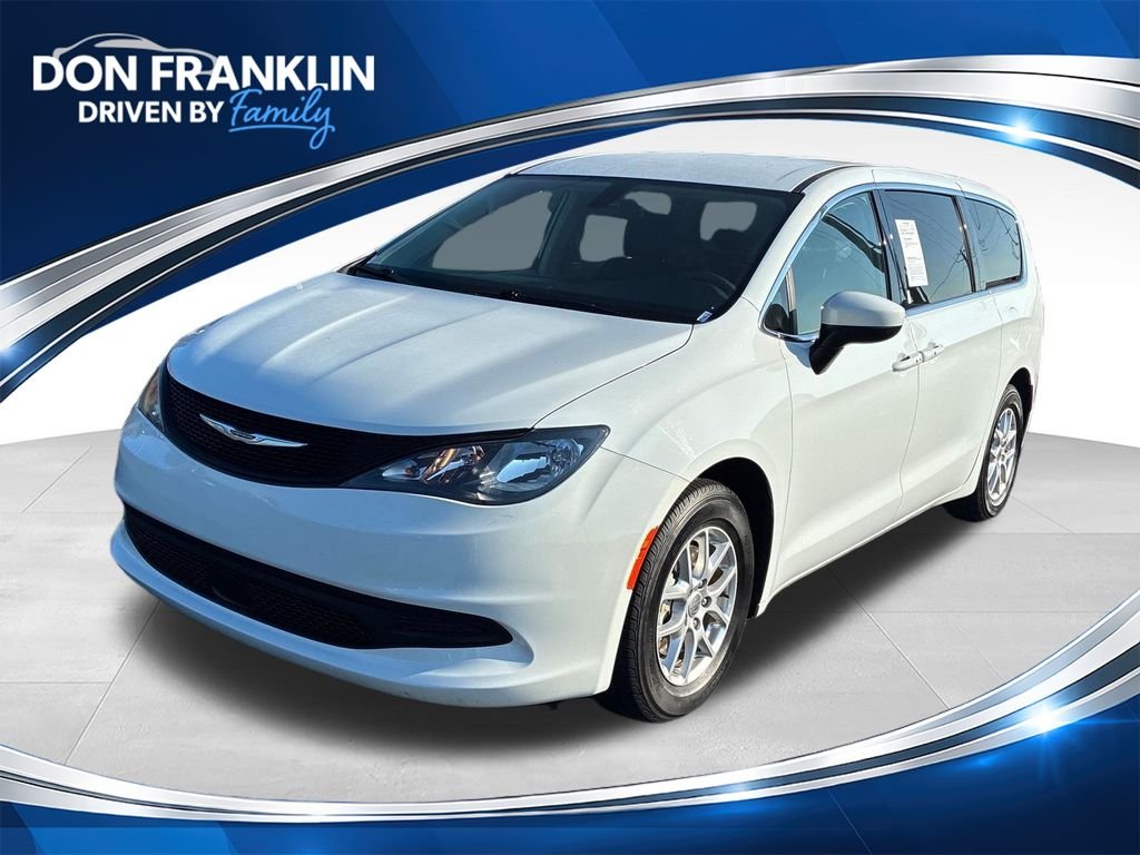 Used 2022 White Chrysler LX image 1