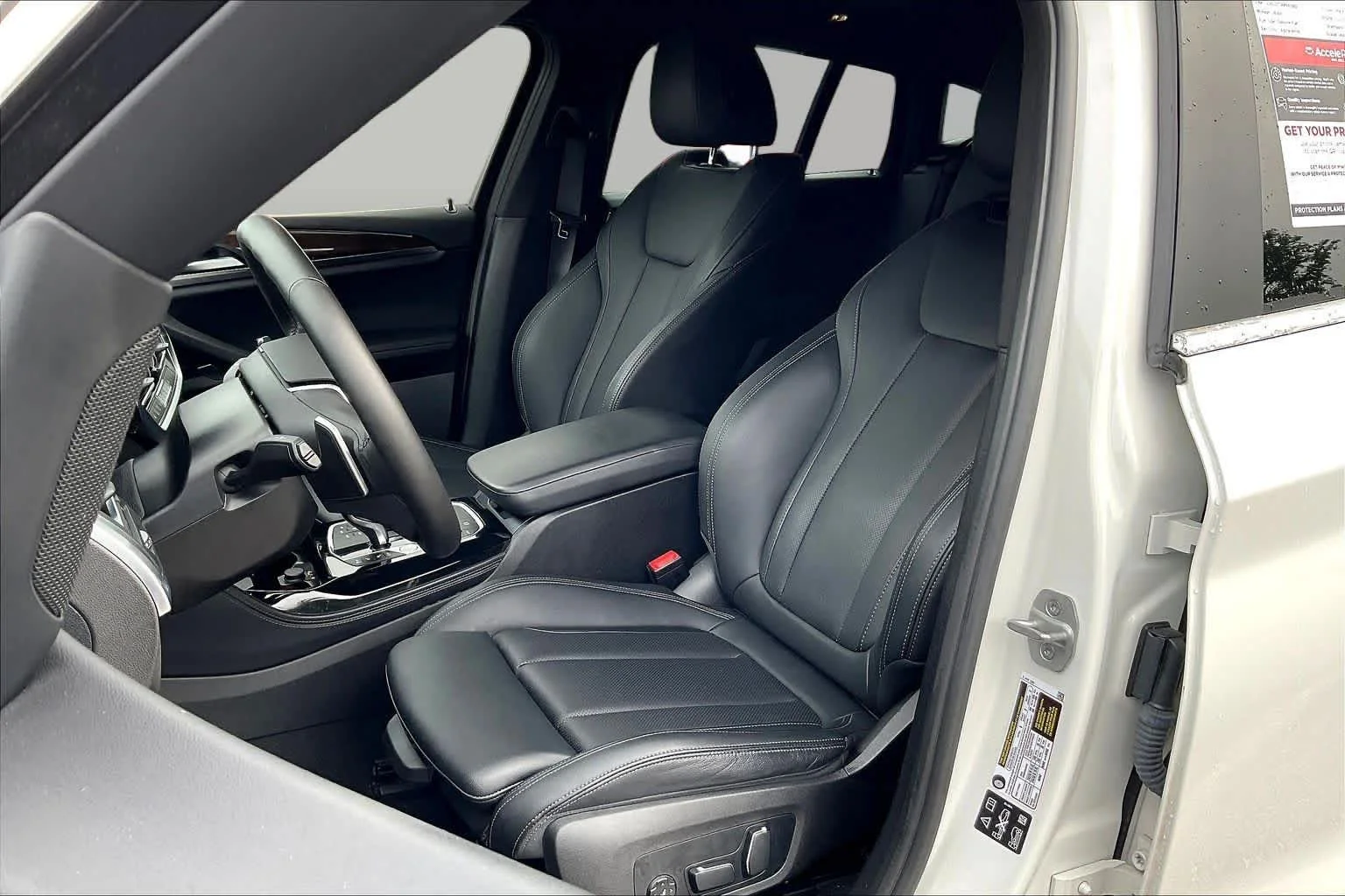 Used 2024 Alpine White BMW xDrive30i image 15