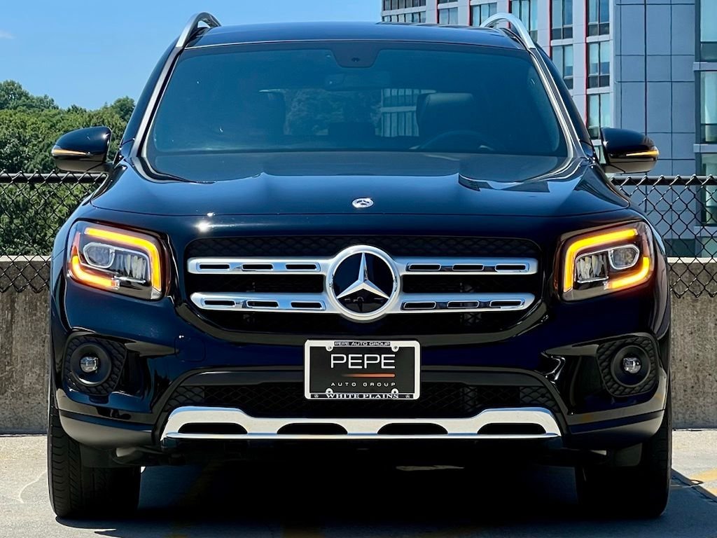 Certified Used 2023 Black Mercedes-Benz GLB 250 image 3