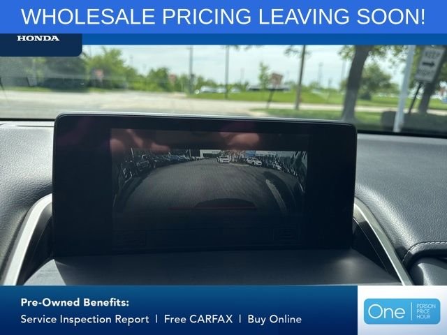 Used 2020 White Pearl Lexus 300h image 28