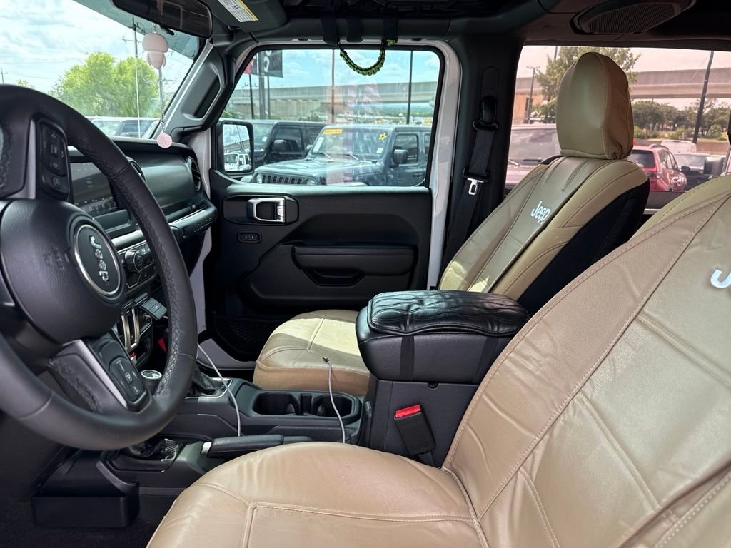 Used 2023 White Jeep Sport S image 20
