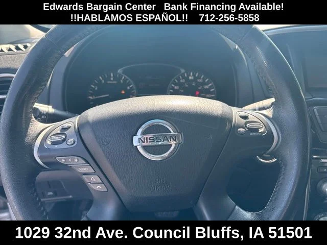 Used 2015 Silver Nissan SV image 14