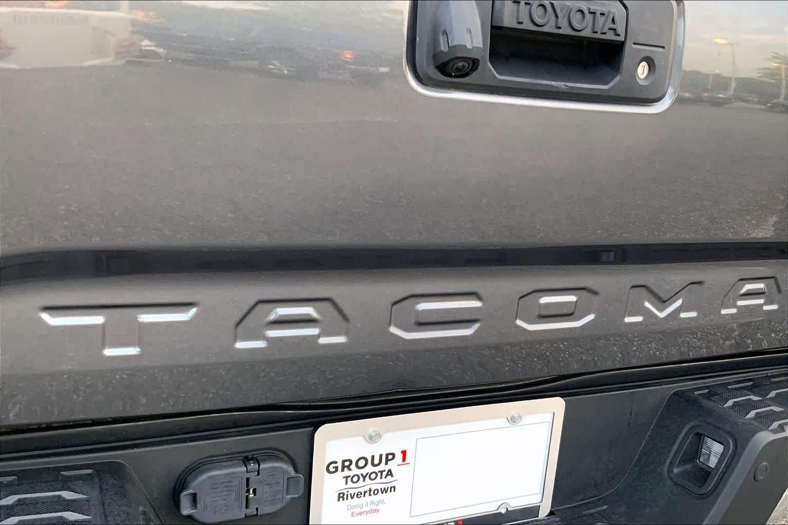 Used 2023 Magnetic Gray Metallic Toyota SR5 image 10