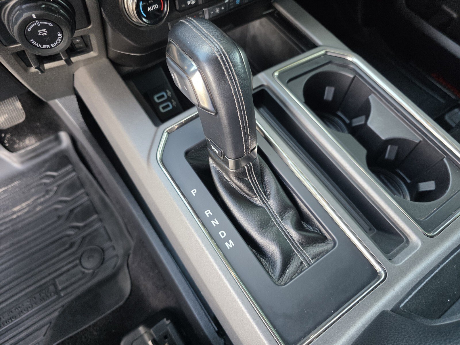 Used 2017 Oxford White Ford Raptor image 24