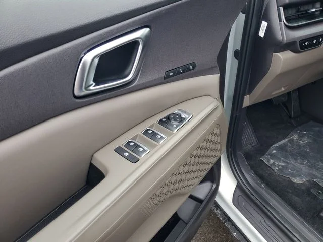 New 2026 Ivory Silver Kia EX image 6