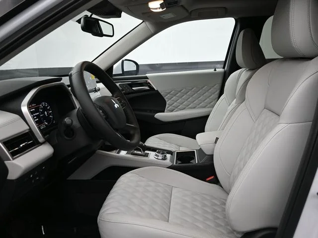 New 2025 White Mitsubishi SEL S-AWC image 11