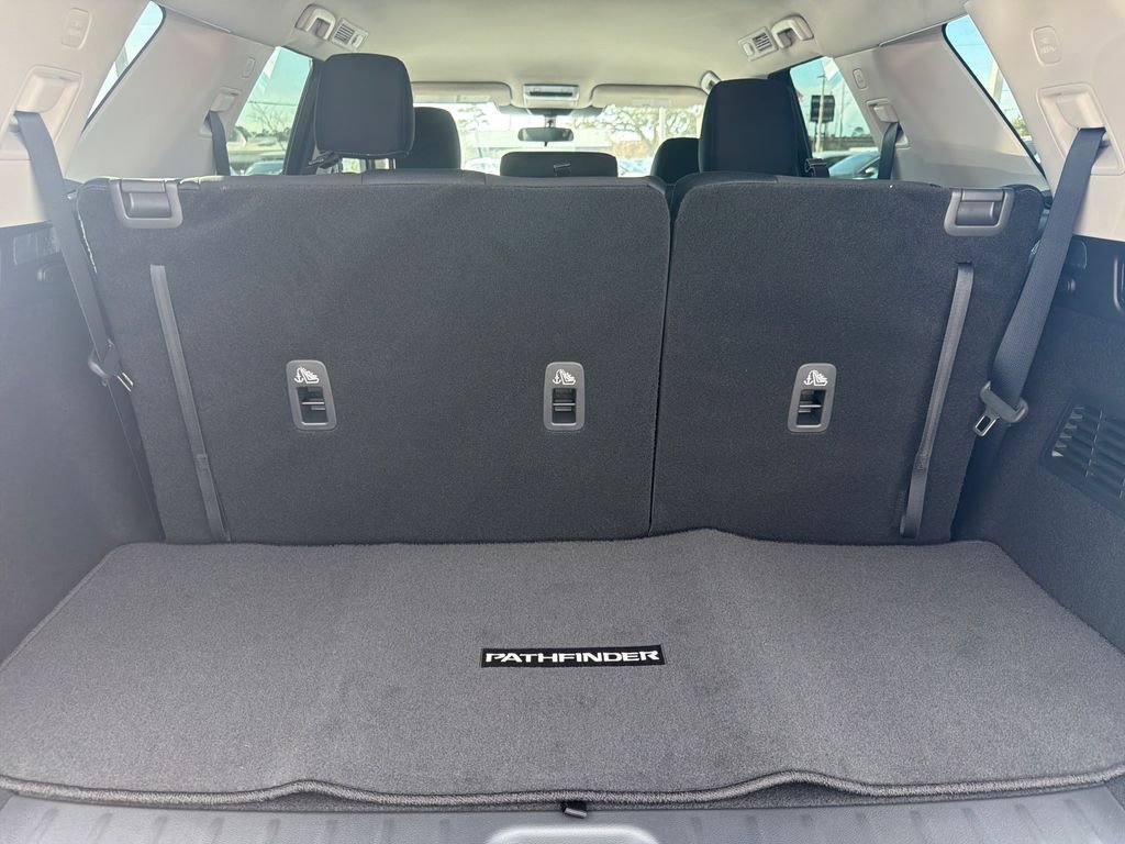 New 2026 Nissan Pathfinder SV 4D Sport Utility