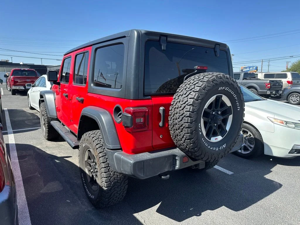Used 2018 Red Jeep Unlimited Sport S image 2