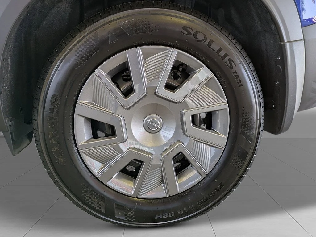New 2026 Deep Blue Pearl Nissan S image 9