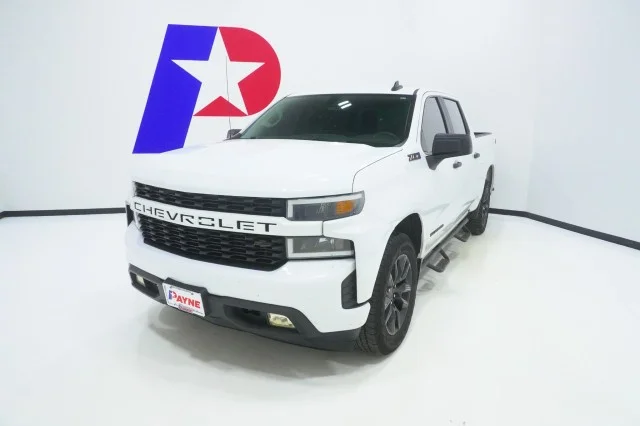 Used 2022 WHITE Chevrolet Custom image 1