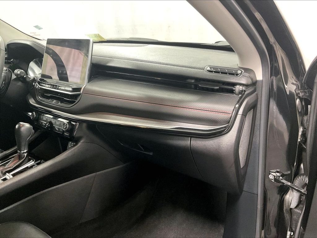 Used 2022 Black Jeep Trailhawk image 13