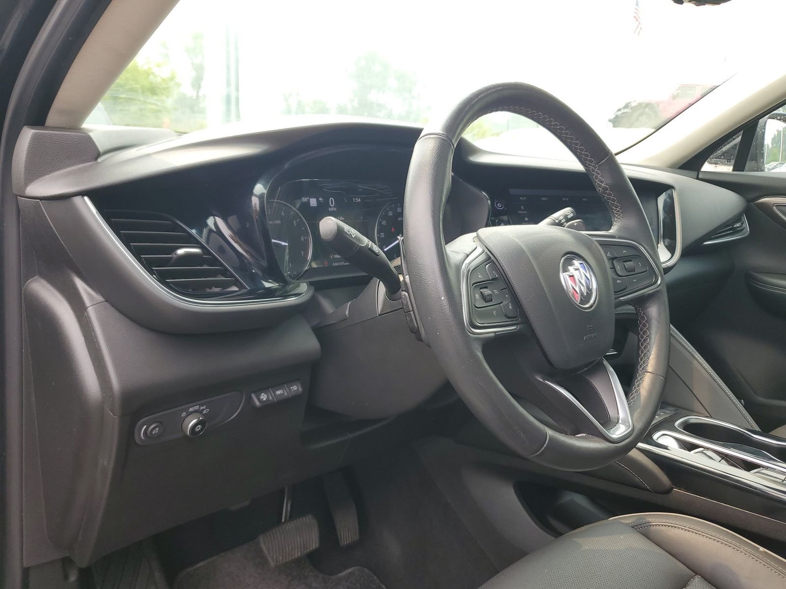 Used 2021 Black Buick Avenir image 9