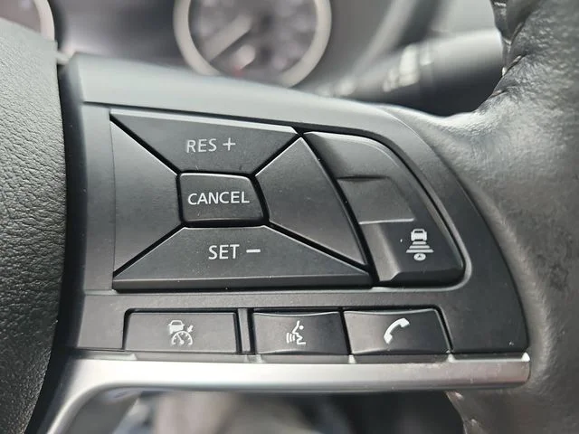 Used 2024 Gray Nissan SV image 18