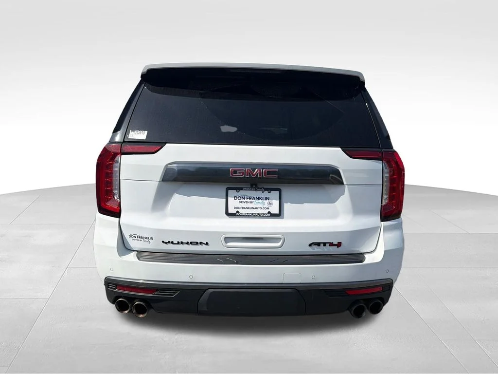 Used 2023 White GMC AT4 image 5