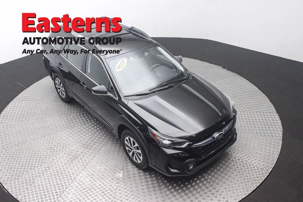 Used 2024 Black Subaru 2.5i image 3