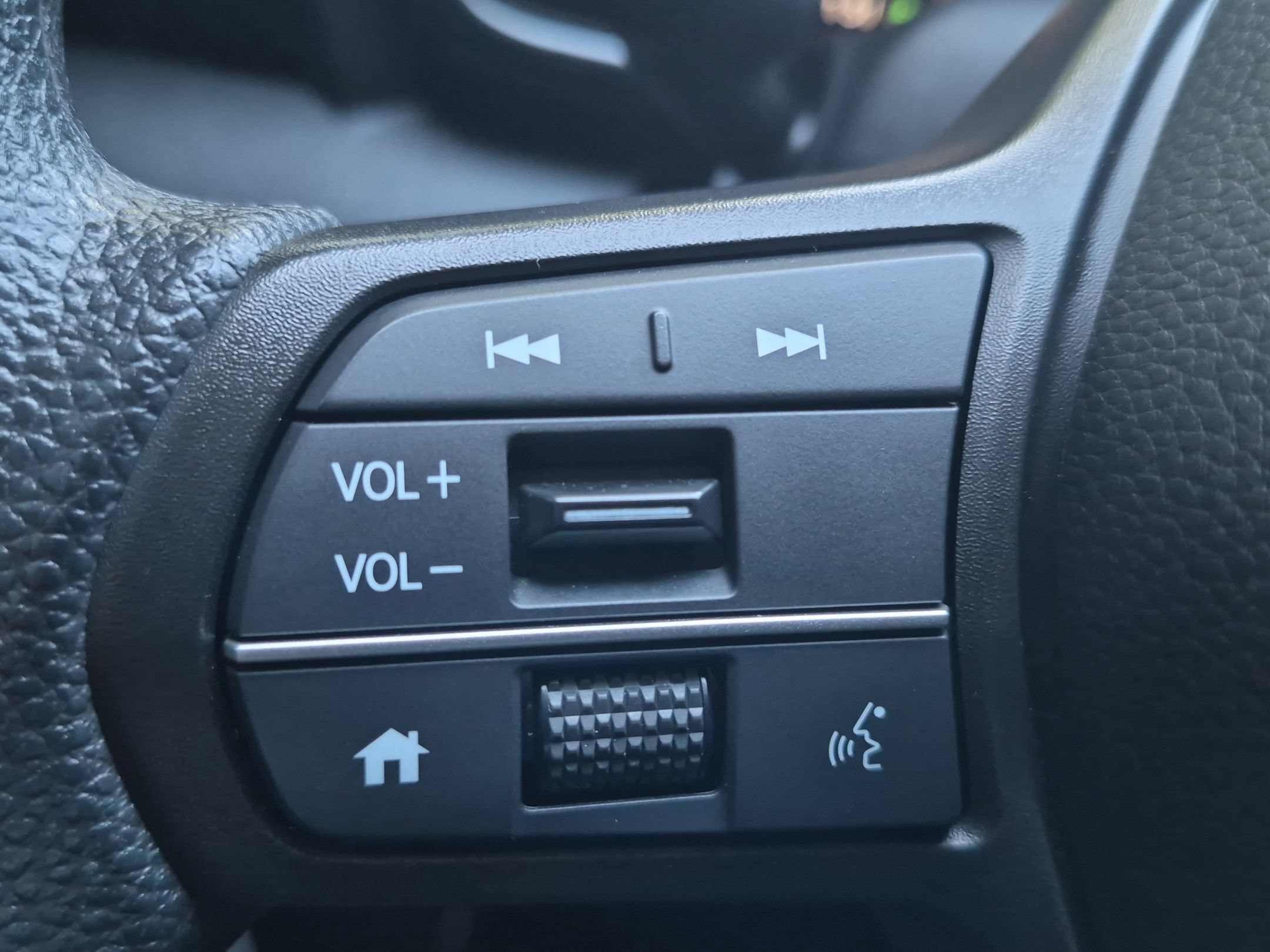 2026 Honda CR-V EX - Photo 15