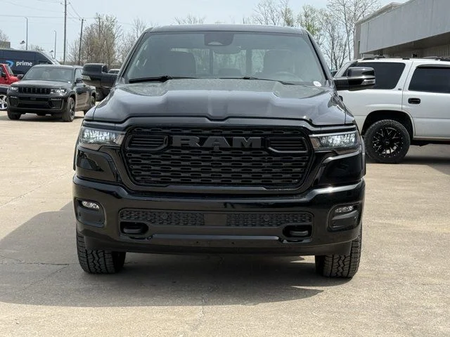 New 2026 Diamond Black Crystal Pearl-Coat Exterior Paint RAM Big Horn/Lone Star image 12