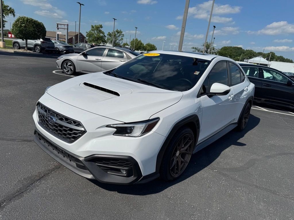 Used 2022 Ceramic White Subaru Limited image 3