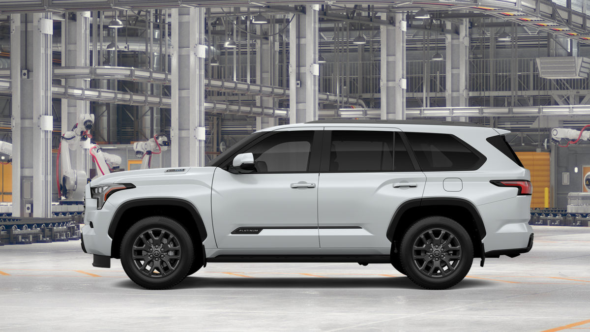New 2026 Wind Chill Pearl Toyota Platinum image 4