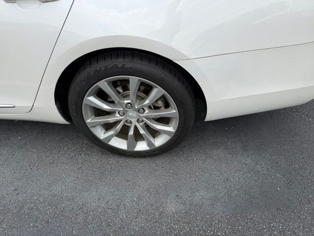 Used 2017 White Cadillac Luxury image 11