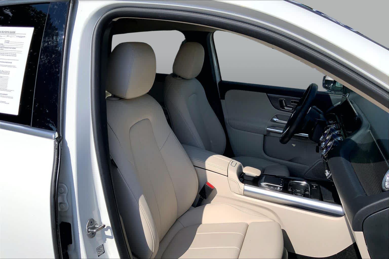 Used 2022 Polar White Mercedes-Benz GLA 250 image 8