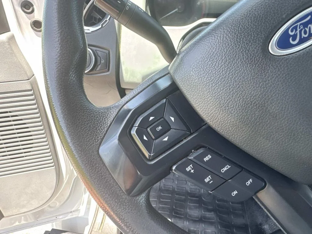 Used 2021 Oxford White Ford Base image 20