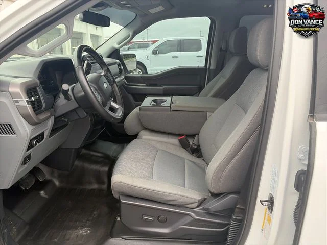 Used 2024 White Ford XLT image 9