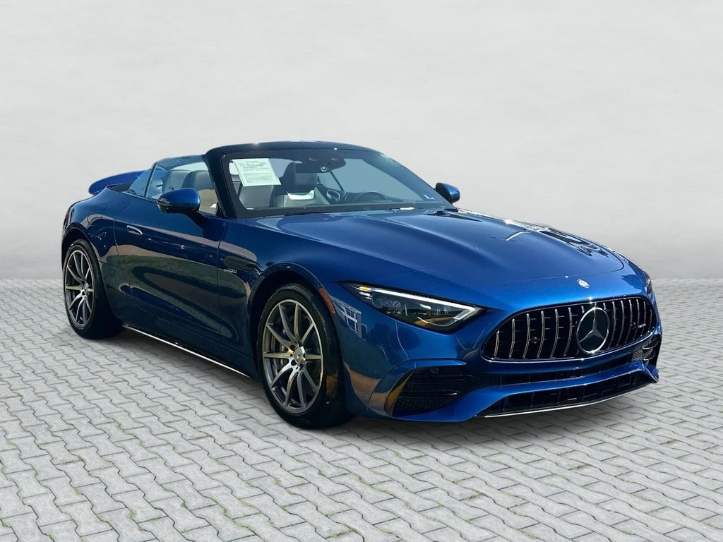 Certified Used 2023  Mercedes-Benz SL 43 AMG® image 11