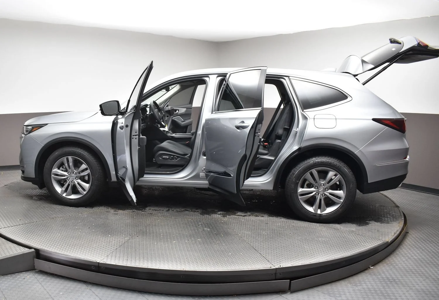 New 2026 Solar Silver Metallic Acura 4MDX image 48