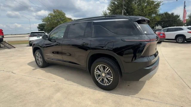 2026 Chevrolet Traverse LT - Photo 6
