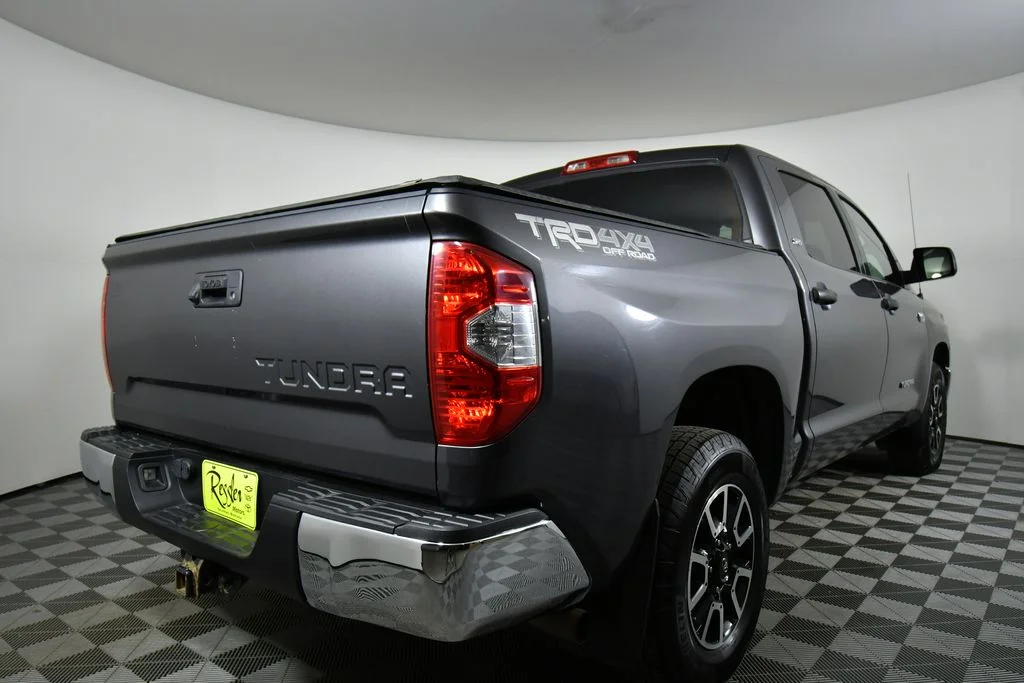 2019 Toyota Tundra SR5 - Photo 11