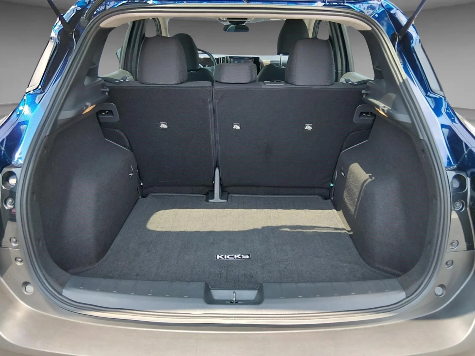 Used 2025 Deep Blue Pearl Nissan S image 19