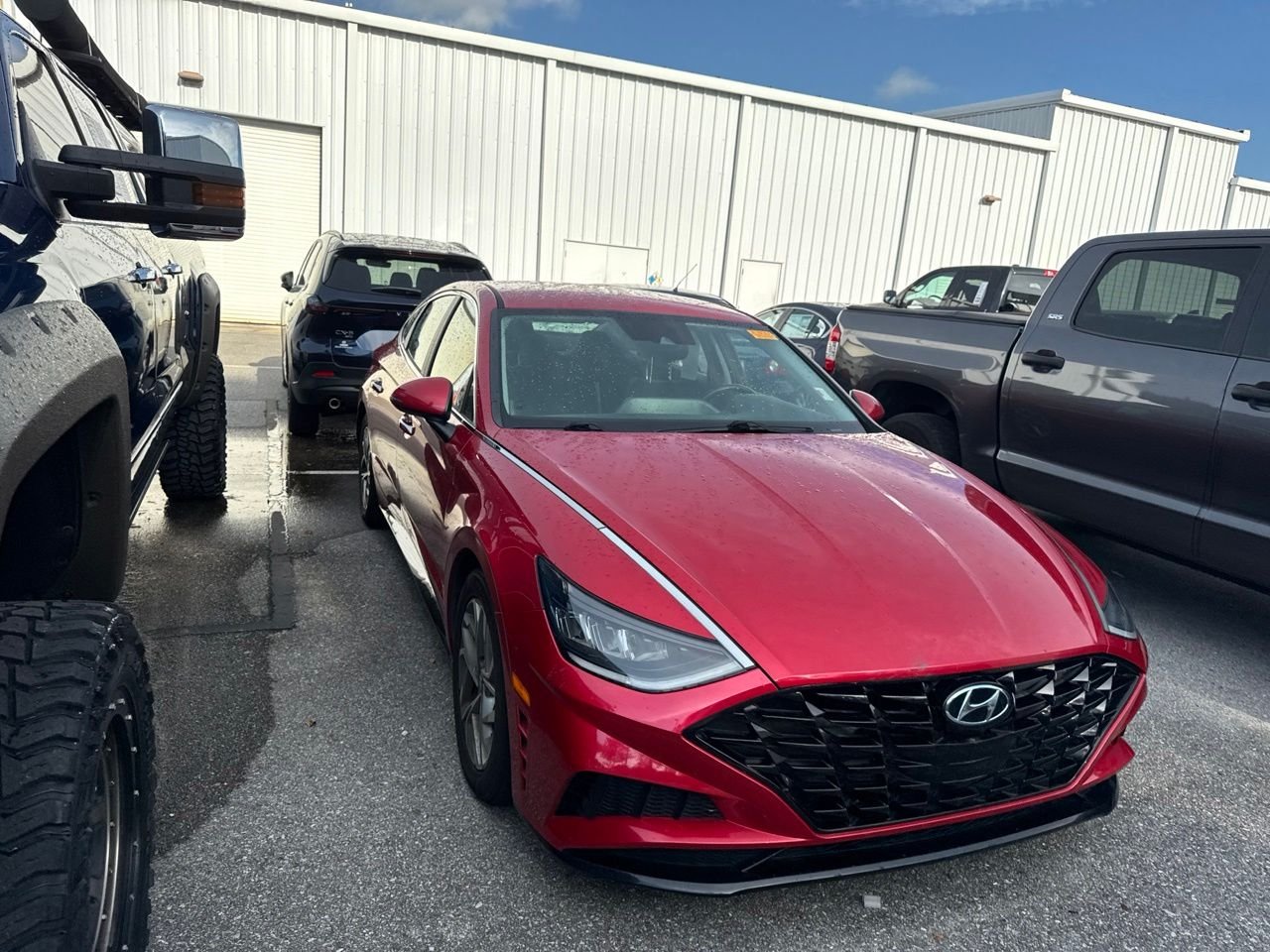Used 2020 Red Hyundai SEL image 3