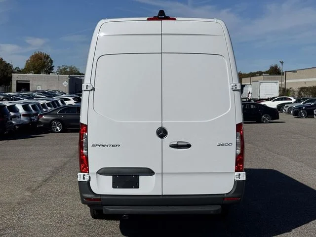 2026 Mercedes-Benz Sprinter Cargo Van Base - Photo 9