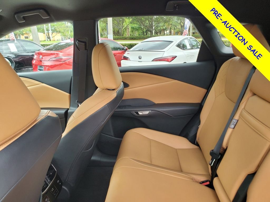 Used 2025 Green Lexus 350 image 12