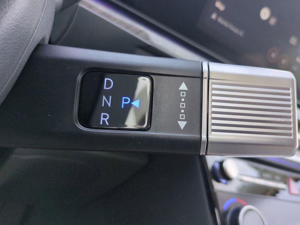 New 2026 White Hyundai Calligraphy FWD image 23