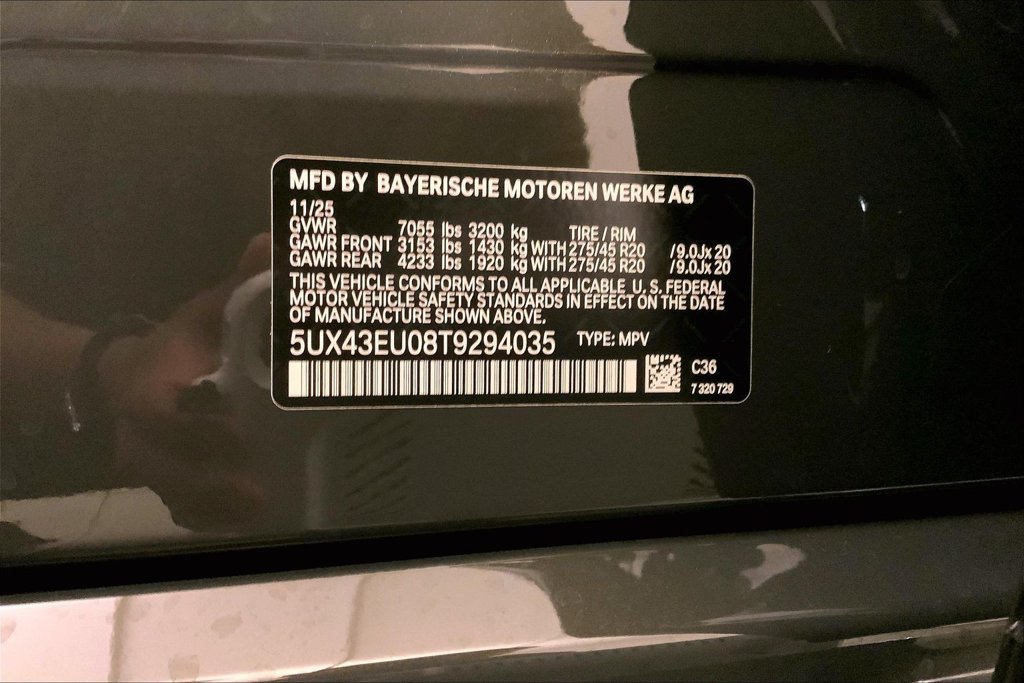 Certified Used 2026 Dravit Grey Metallic BMW  image 32