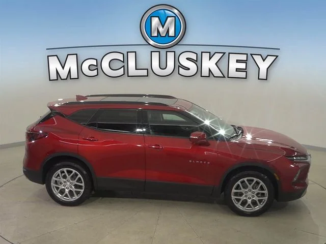 Used 2025 Red Chevrolet LT image 12