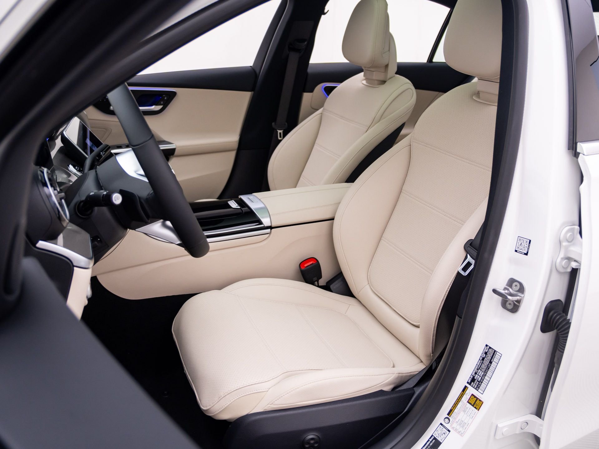 New 2026 White Mercedes-Benz C 300 image 18