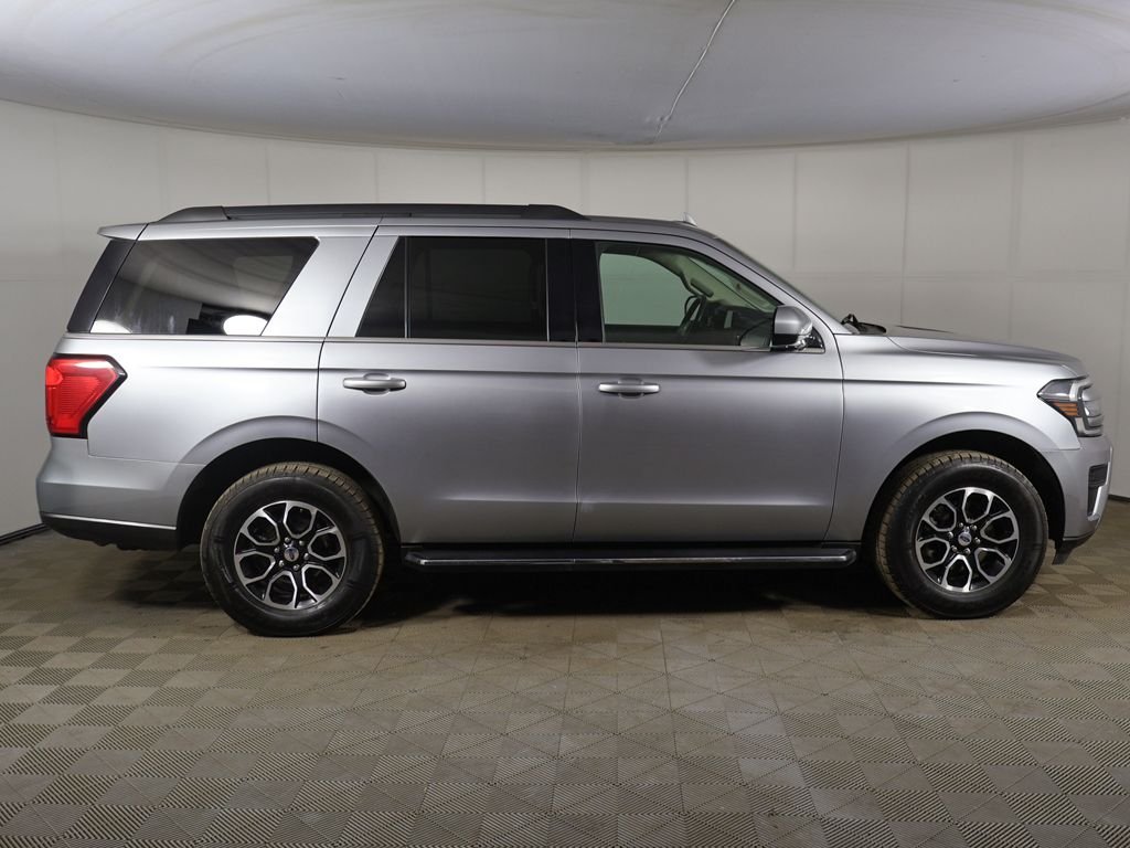 2022 Ford Expedition XLT - Photo 16