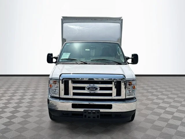 New 2025 Oxford White Ford 12