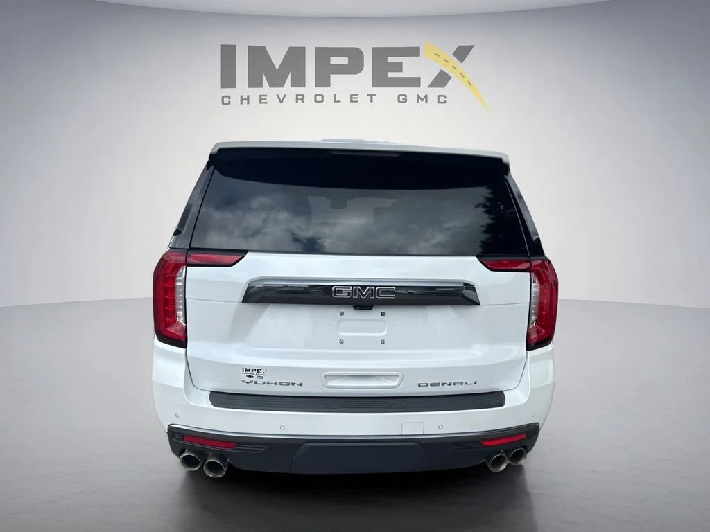 Used 2023 White GMC Denali Ultimate image 4