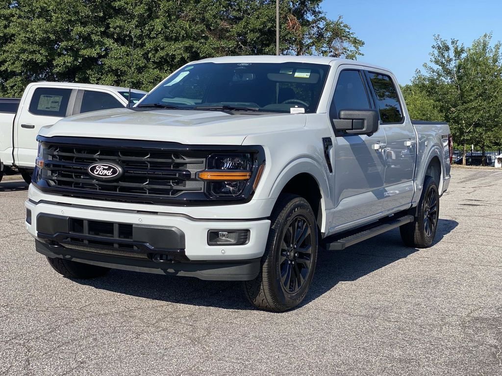 New 2026 Avalanche Ford XLT image 6
