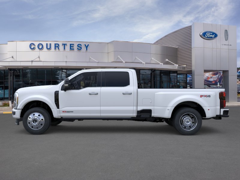 New 2026 Star White Metallic Tri-Coat Ford F-450® Platinum® image 3