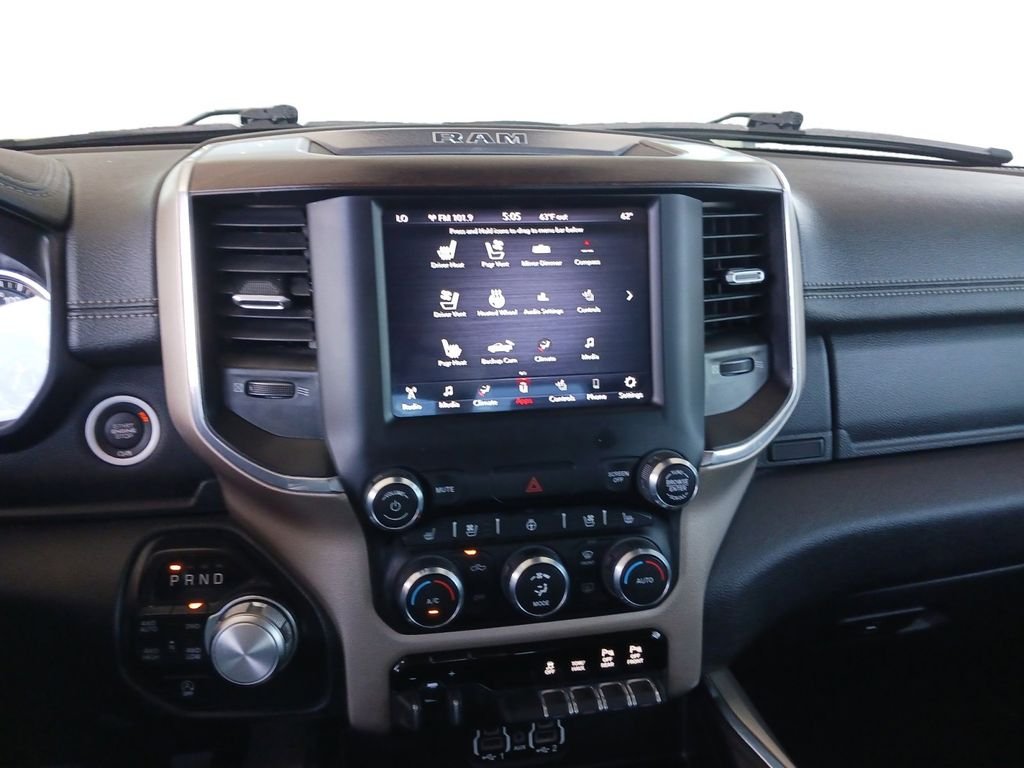 Used 2021 Black Ram Laramie image 12