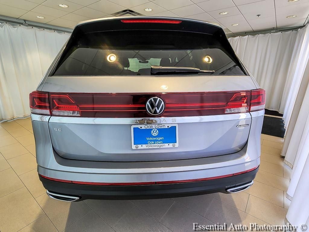 New 2026 Silver Mist Metallic Volkswagen 2.0T SE image 4