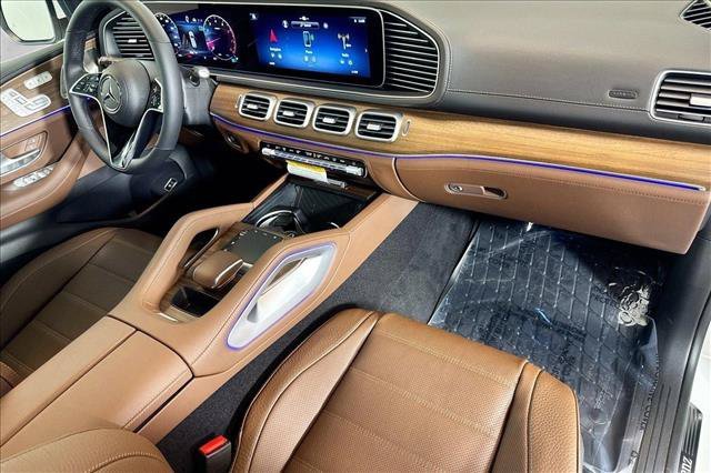 New 2026 MANUFAKTUR Moonlight White Metallic Mercedes-Benz GLE 450 image 57