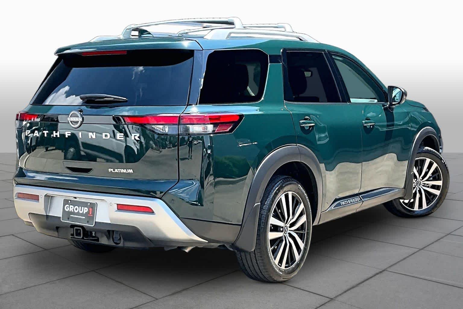 Certified Used 2025 Obsidian Green Pearl Nissan Platinum image 13